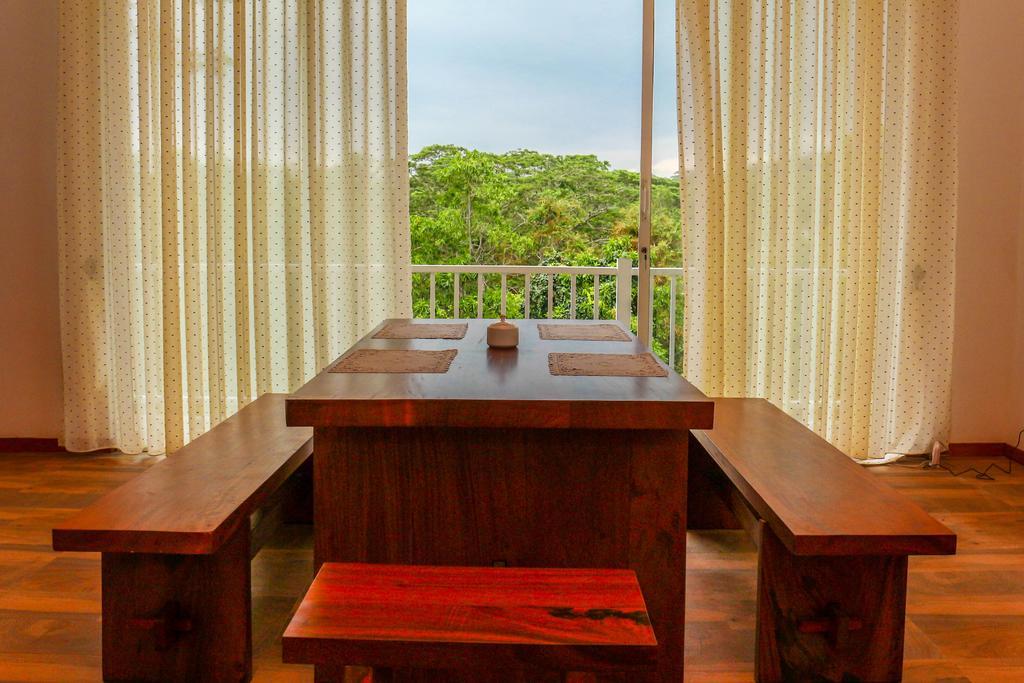 Bee View Home Stay Канди Экстерьер фото