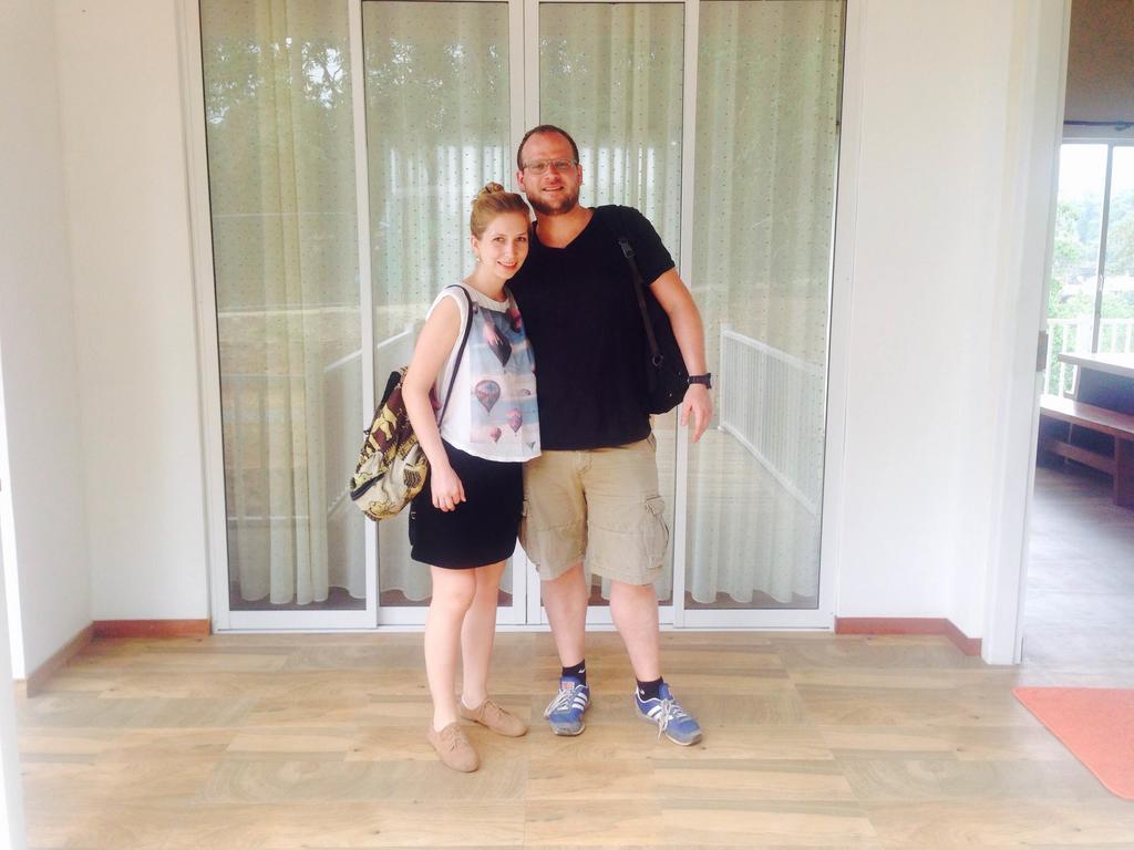 Bee View Home Stay Канди Экстерьер фото