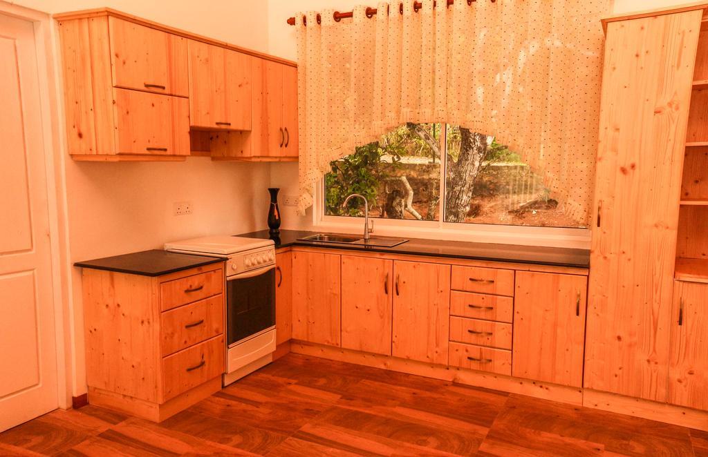 Bee View Home Stay Канди Экстерьер фото