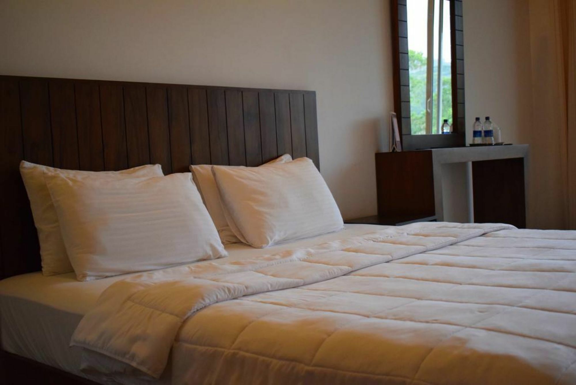 Bee View Home Stay Канди Экстерьер фото